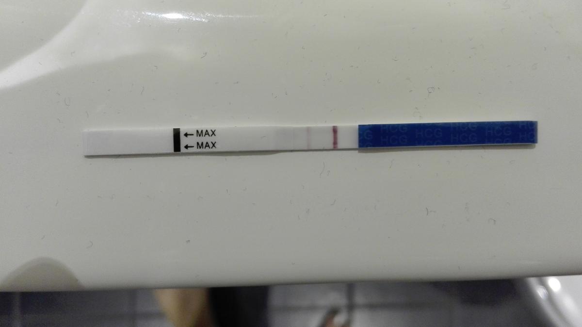 Svag positiv test to dage før blodprøve-dag ???? - Behandling Babyklar