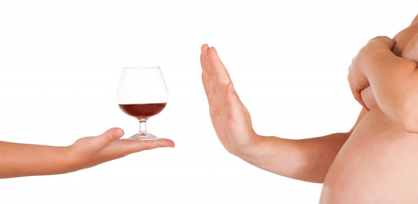 gravid kvinde siger nej til alkohol