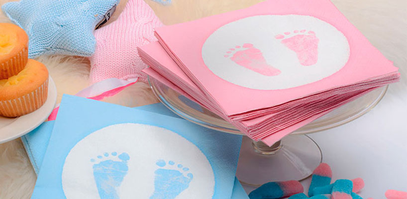 servietter med baby fodaftryk